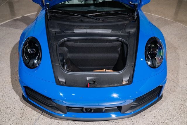 2025 Porsche 911 Carrera Coupe - 23008557 - 54
