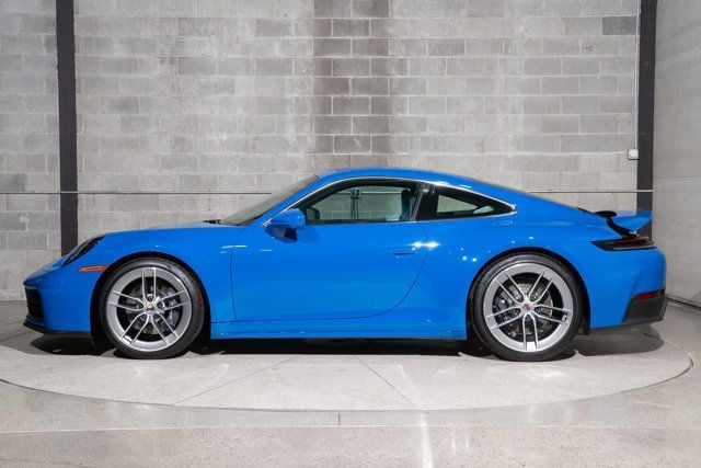 2025 Porsche 911 Carrera Coupe - 23008557 - 5