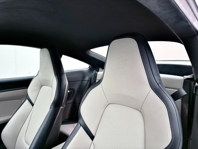 2025 Porsche 911 Carrera Coupe - 23028428 - 23