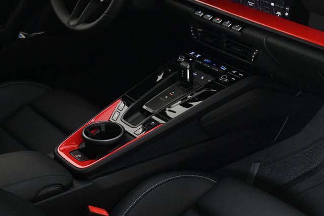 2025 Porsche 911 Carrera GTS - 22911968 - 26