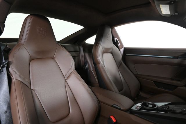 2025 Porsche 911 Carrera GTS - 22914125 - 17