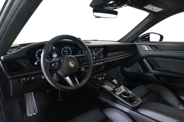 2025 Porsche 911 Carrera GTS - 22914479 - 10