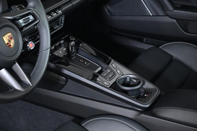 2025 Porsche 911 Carrera GTS - 22914479 - 15