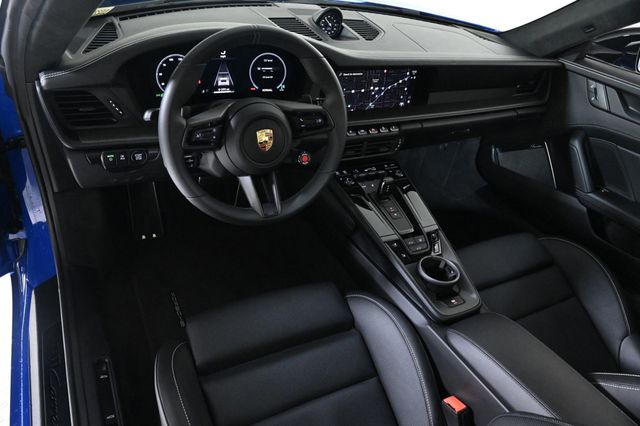 2025 Porsche 911 Carrera GTS - 22914479 - 3