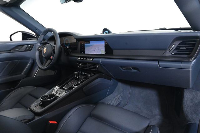 2025 Porsche 911 Carrera GTS - 22968803 - 16