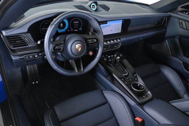 2025 Porsche 911 Carrera GTS - 22968803 - 3