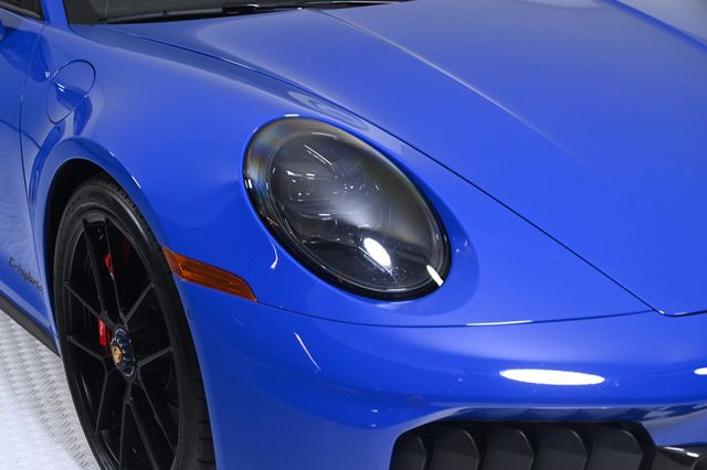 2025 Porsche 911 Carrera GTS - 22991640 - 10