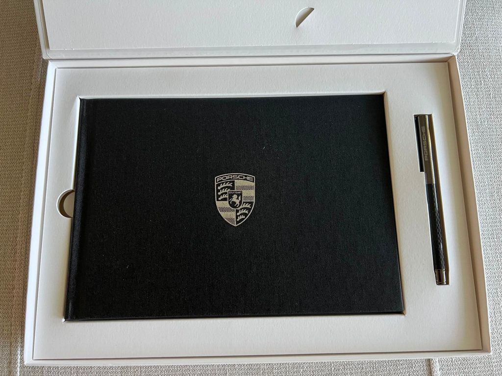 2025 Porsche 911 Carrera GTS Cabriolet - 23000079 - 49