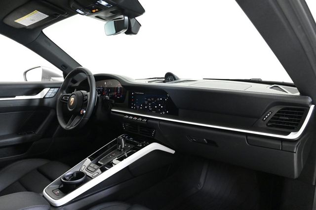 2025 Porsche 911 Carrera S - 22908437 - 17