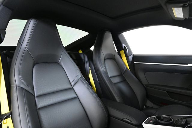 2025 Porsche 911 Carrera S - 22908437 - 18