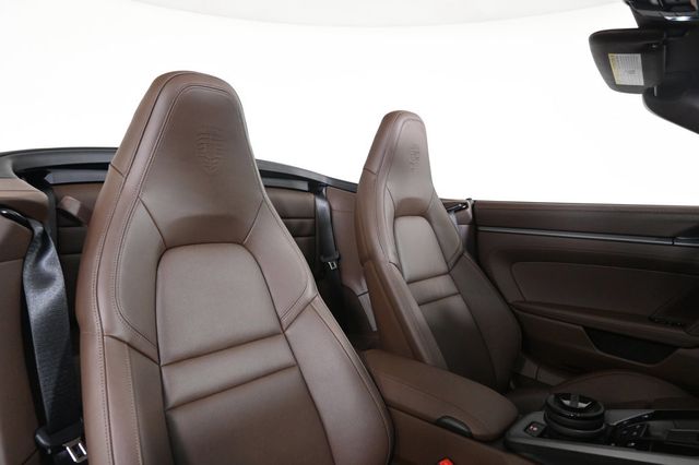 2025 Porsche 911 Carrera S - 22986160 - 17
