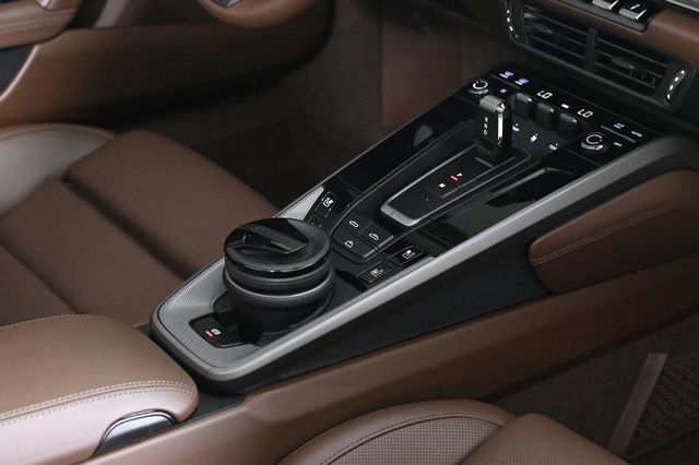 2025 Porsche 911 Carrera S - 22986160 - 23