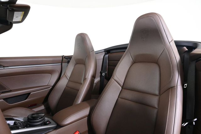 2025 Porsche 911 Carrera S - 22986160 - 4