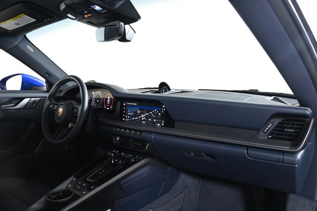 2025 Porsche 911 Carrera S - 22986420 - 16