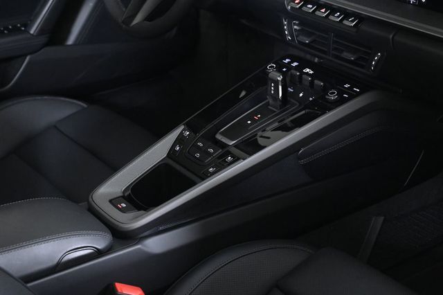 2025 Porsche 911 Carrera S - 22988538 - 22