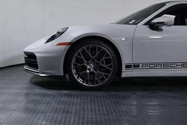 2025 Porsche 911 Carrera S - 23013095 - 26