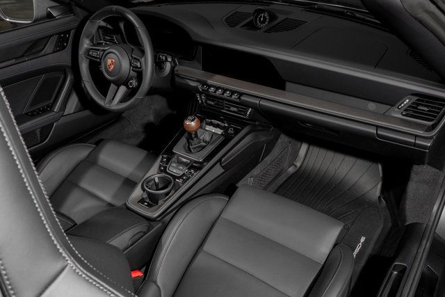 2025 Porsche 911 Carrera T Cabriolet - 22925987 - 9