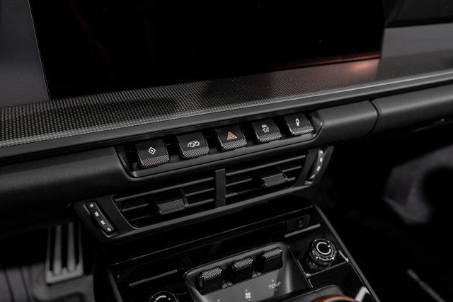 2025 Porsche 911 Carrera T Cabriolet - 22925987 - 16