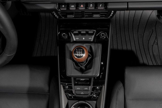 2025 Porsche 911 Carrera T Cabriolet - 22925987 - 19