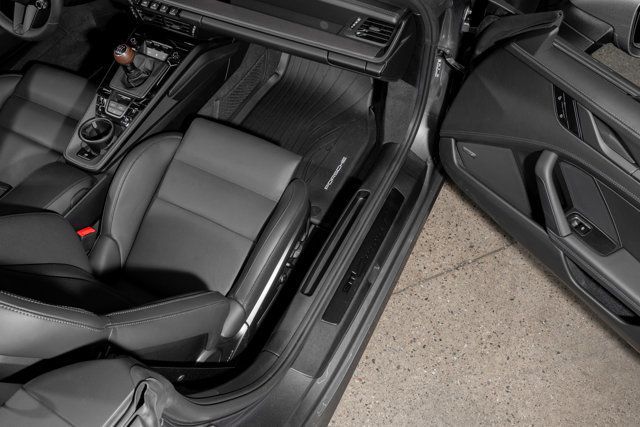 2025 Porsche 911 Carrera T Cabriolet - 22925987 - 28