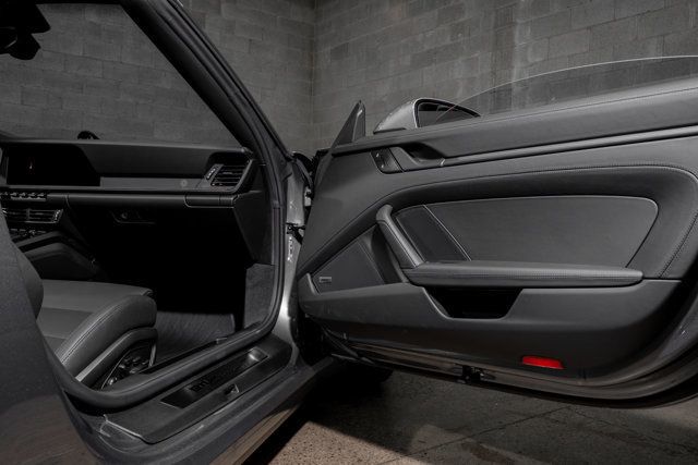 2025 Porsche 911 Carrera T Cabriolet - 22925987 - 38