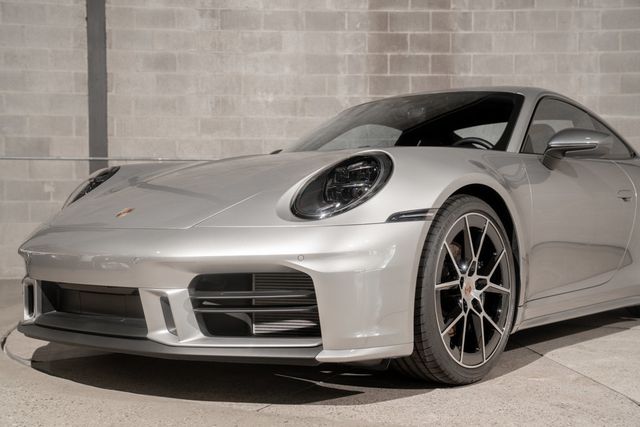 2025 Porsche 911 Carrera T Coupe - 23071641 - 42