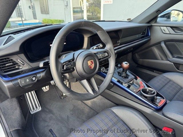 2025 Porsche 911 Carrera T Coupe - 22972422 - 20