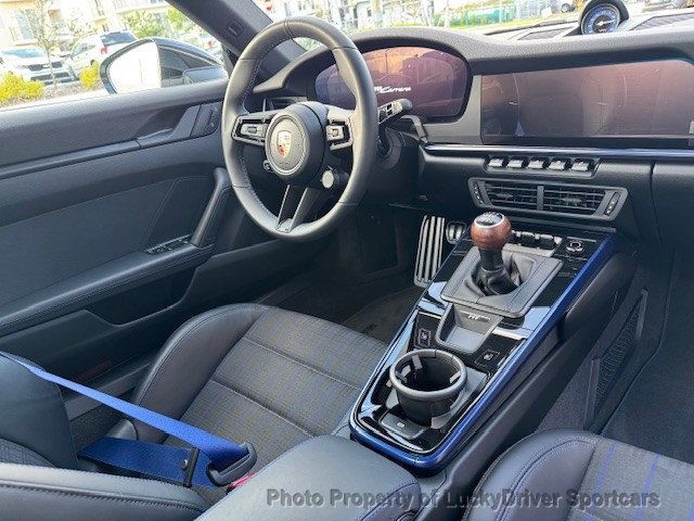 2025 Porsche 911 Carrera T Coupe - 22972422 - 35