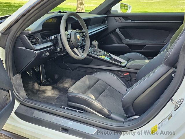 2025 Porsche 911 GT3 Coupe w/Touring Package - 23025651 - 36