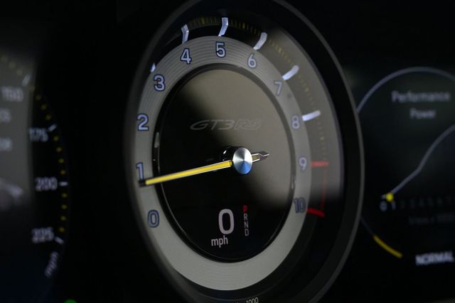 2025 Porsche 911 GT3 RS - 22989604 - 24