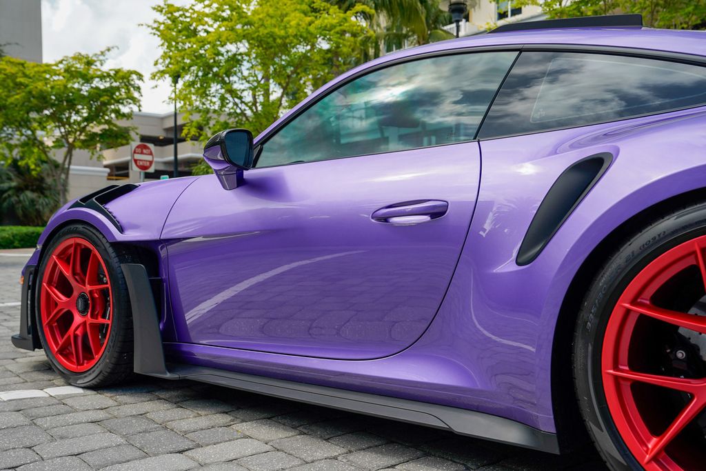 2025 Porsche 911 GT3 RS Coupe - 23091344 - 18
