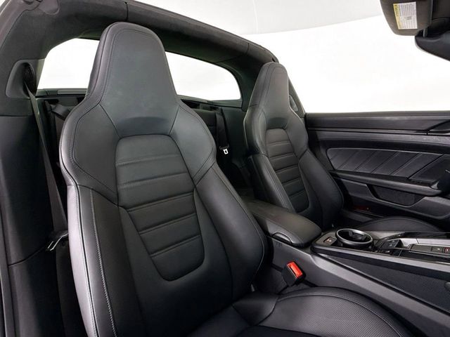 2025 Porsche 911 Targa 4 GTS - 22982915 - 17