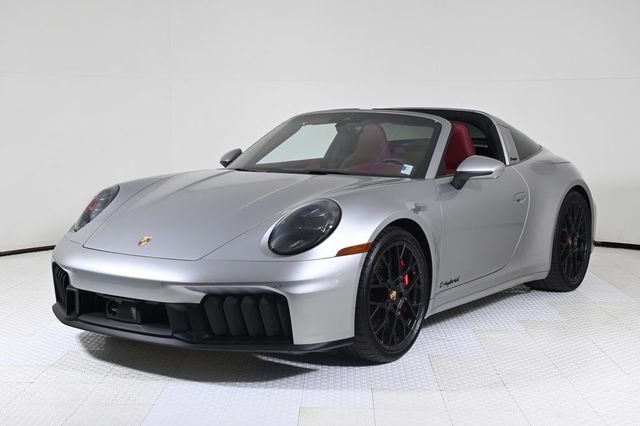 2025 Porsche 911 Targa 4 GTS - 22989386 - 0