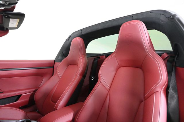 2025 Porsche 911 Targa 4 GTS - 22989386 - 4
