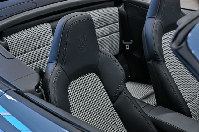 2025 Porsche 911 Turbo S Cabriolet - 22940987 - 28
