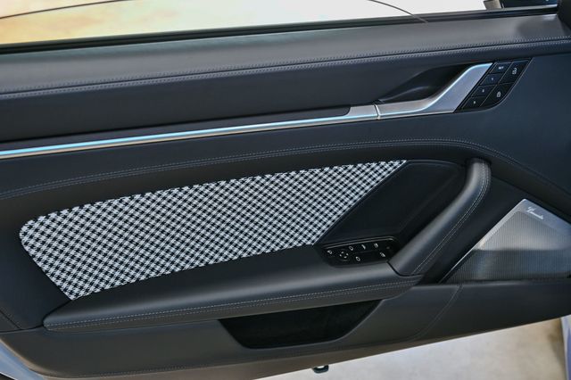 2025 Porsche 911 Turbo S Cabriolet - 22940987 - 32