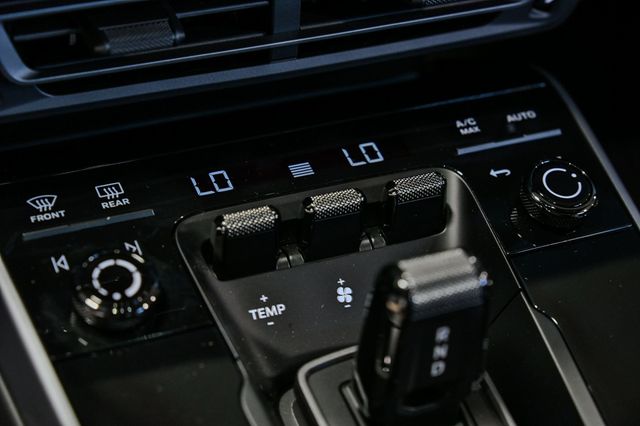 2025 Porsche 911 Turbo S Cabriolet - 22940987 - 51