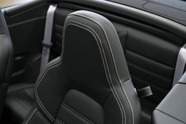 2025 Porsche 911 Turbo S Cabriolet - 22974317 - 36
