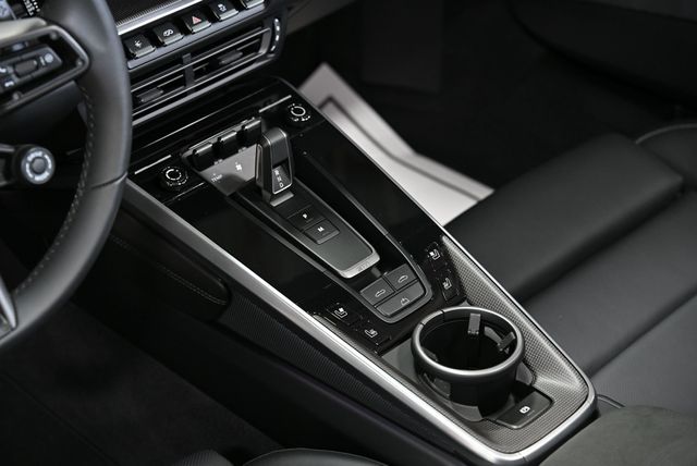 2025 Porsche 911 Turbo S Cabriolet - 22974317 - 38