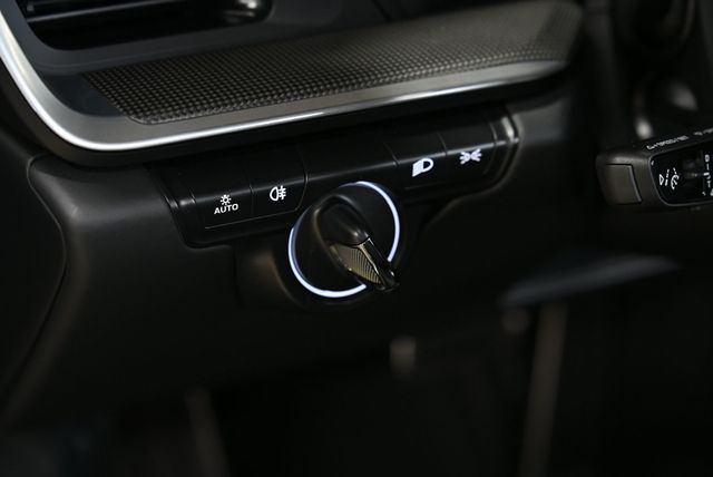 2025 Porsche 911 Turbo S Cabriolet - 22974317 - 39