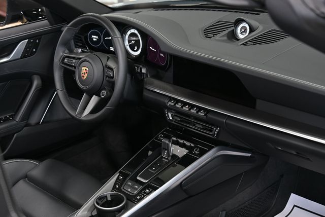 2025 Porsche 911 Turbo S Cabriolet - 22974317 - 43