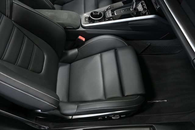 2025 Porsche 911 Turbo S Cabriolet - 22974317 - 44