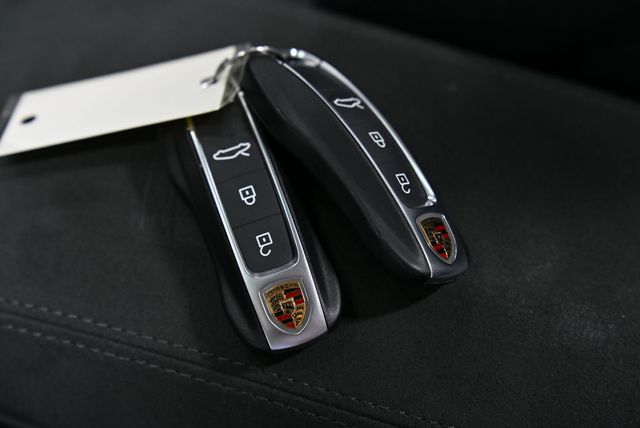 2025 Porsche 911 Turbo S Cabriolet - 22974317 - 73