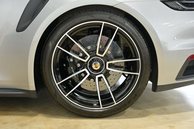 2025 Porsche 911 Turbo S Cabriolet - 23040575 - 9