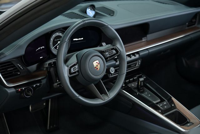 2025 Porsche 911 Turbo S Cabriolet - 23040575 - 25