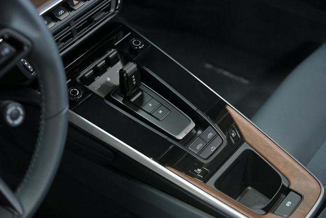2025 Porsche 911 Turbo S Cabriolet - 23040575 - 29