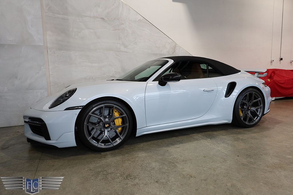 2025 Porsche 911 Turbo S Cabriolet - 23038395 - 3