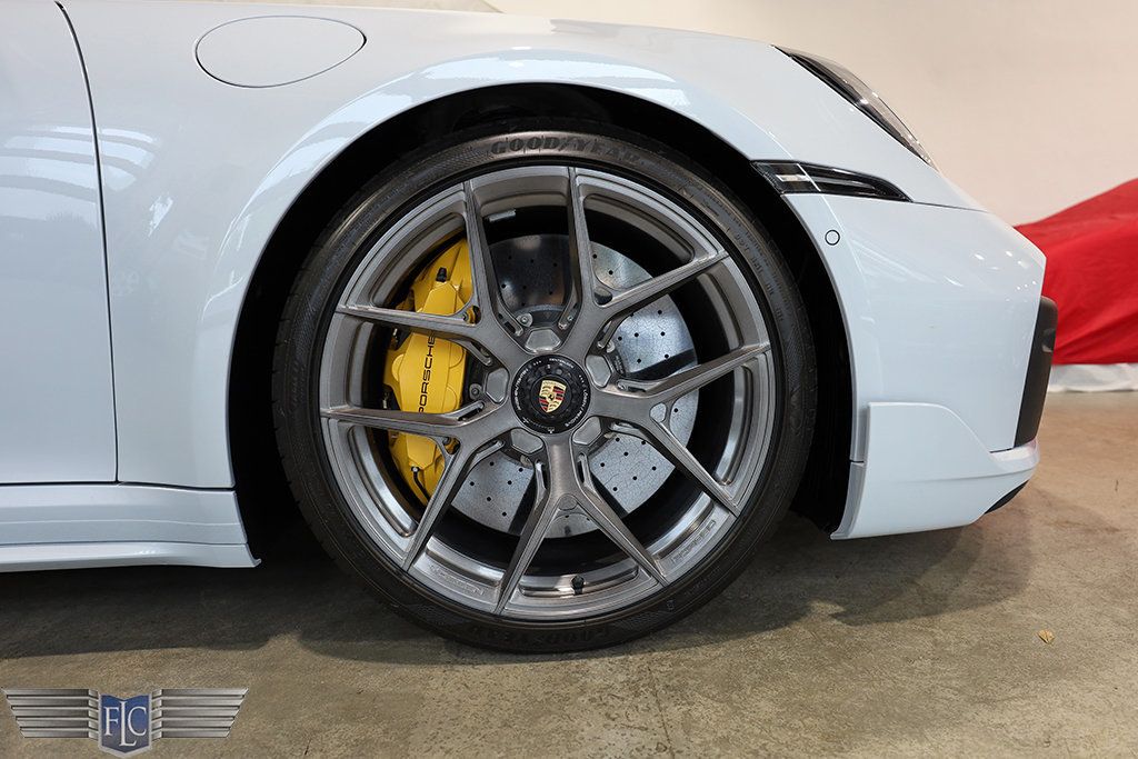 2025 Porsche 911 Turbo S Cabriolet - 23038395 - 41
