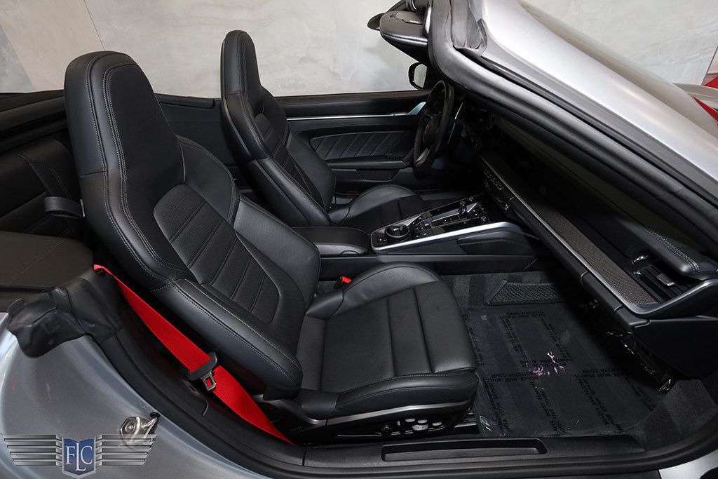 2025 Porsche 911 Turbo S Cabriolet - 23063481 - 17