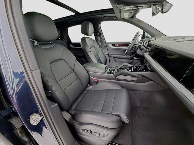 2025 Porsche Cayenne AWD - 23038890 - 28